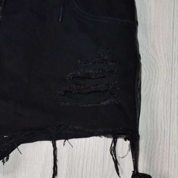 Killstar Contraband Black Women's Shorts - Picture 4 of 7